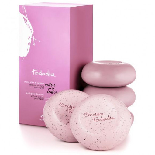 	http://dulluxperfumaria.loja.biz/media/tmp/catalog/product/s/a/sabonete_em_barra_puro_vegetal_ameixa_e_flor_de_cerejeira_tododia_-_5un_de_90g_cada_1.jpg