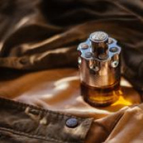 https://dulluxperfumaria.loja.biz/media/tmp/catalog/product/w/a/wanted_by_night_azzaro.jpg