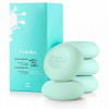 http://dulluxperfumaria.loja.biz/media/tmp/catalog/product/s/a/sabonete_em_barra_puro_vegetal_flor_de_lis_tododia_-_5un_de_90g_cada.jpg